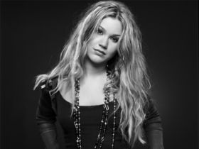 Joss Stone on piracy: “I love it, music should be shared”